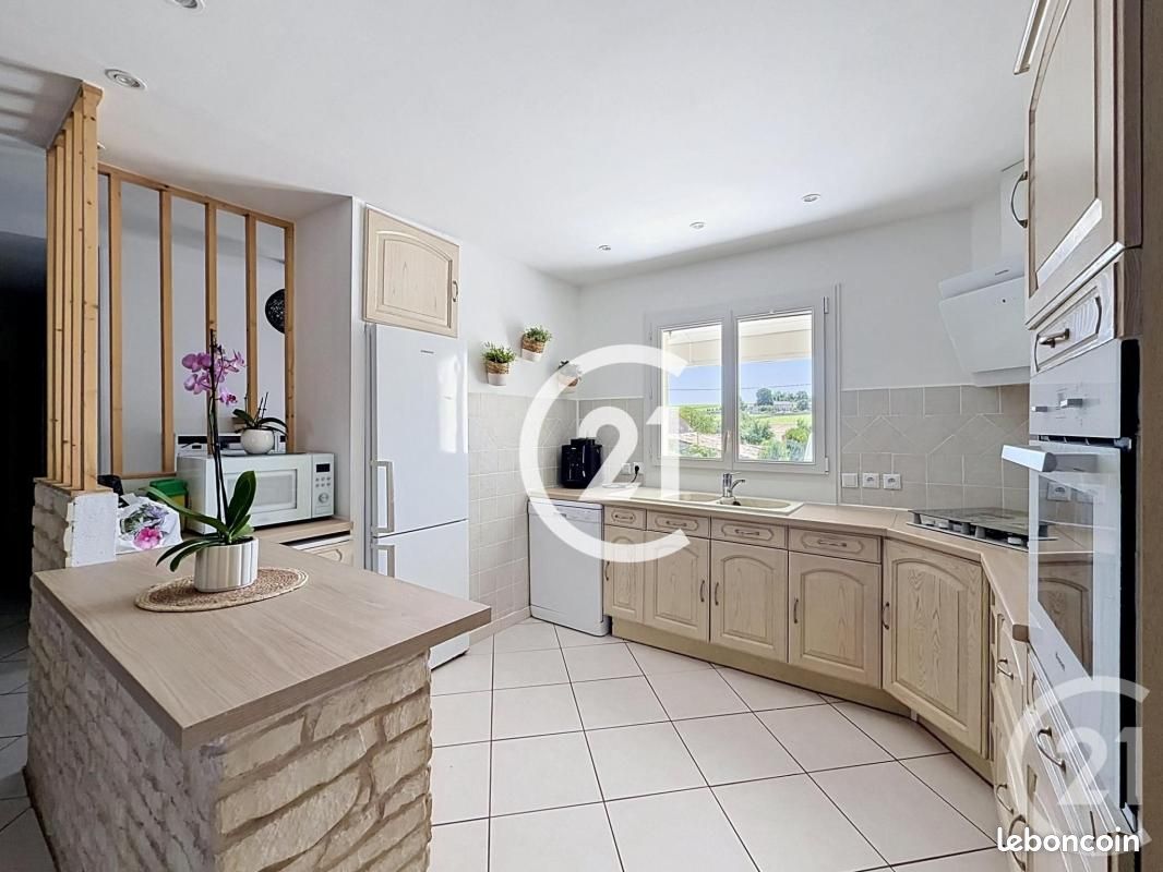 Maison 5 pièces 141 m² (image 8)