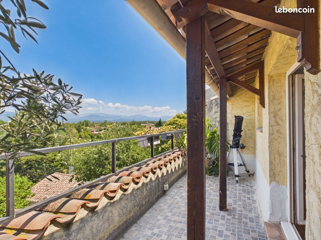 Maison 4 pièces 98 m² · à Saint-Paul-en-Forêt · 98 m² · 235 000 €