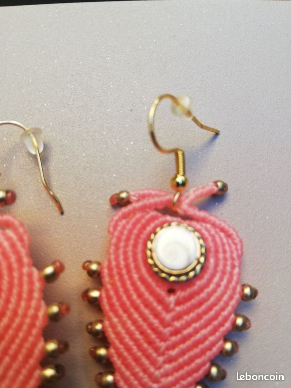 Boucles d'oreilles avec insert de coquillages (image 2)