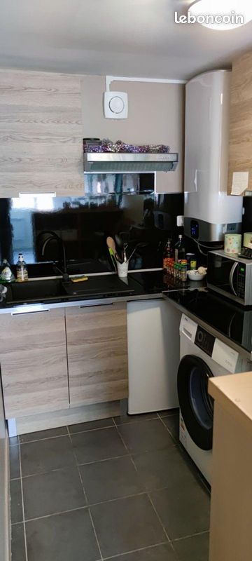 Appartement 1 pièce 21 m² · à Écully · 21 m² · 670 €/mois