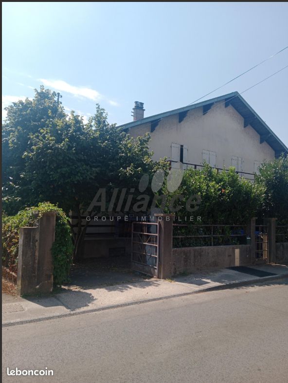 Maison 7 pièces 160 m² · à Luxeuil-les-Bains · 160 m² · 103 000 €