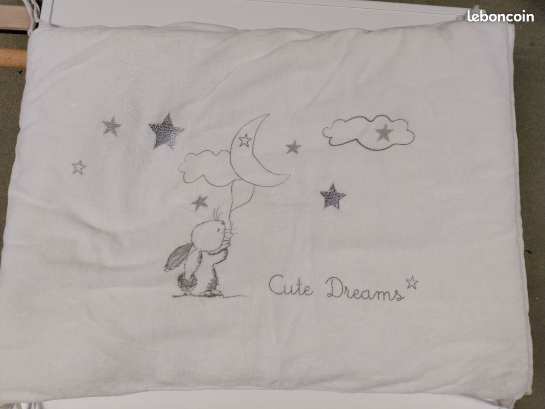 Tour de lit bébé (image 1)