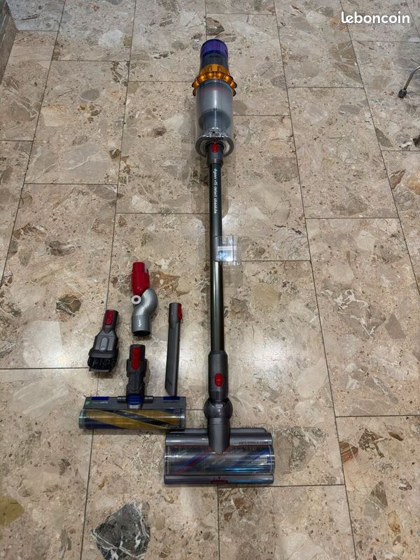 Dyson V15 Detect Absolute (image 1)