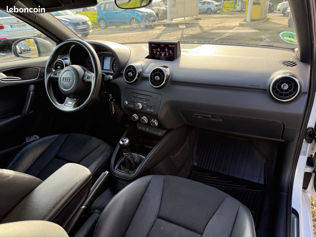 AUDI A1 S LINE 1.4 TFSI 122 CH Entretenu (image 6)
