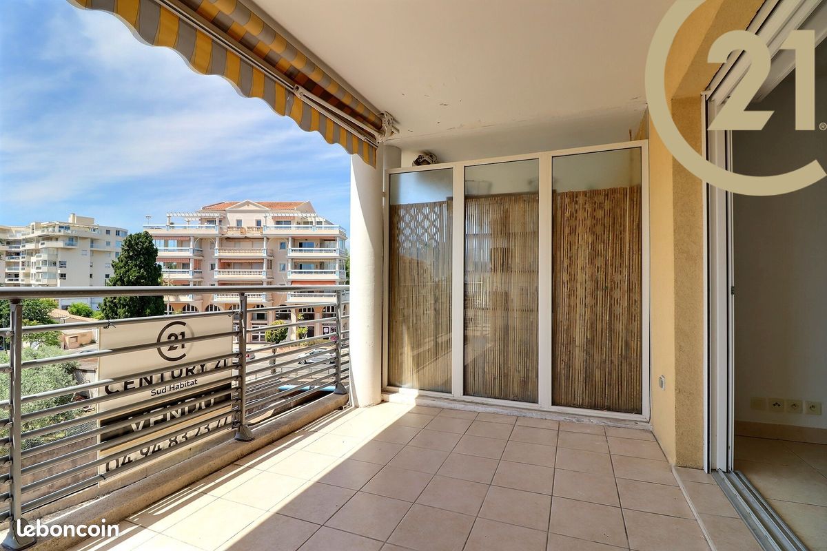 Appartement 4 pièces 100 m² · à Saint-Raphaël · 100 m² · 568 500 €