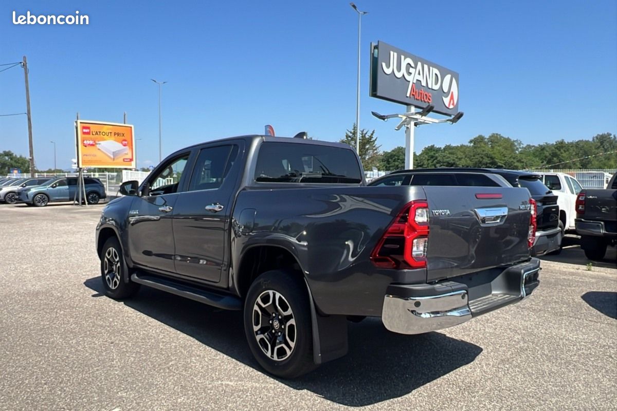 Toyota Hilux 2.8 D4-D 204 BVA EXECUTIVE 4PL (image 2)