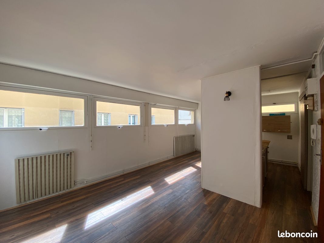 Appartement 1 pièce 27 m² · à Bordeaux · 27 m² · 600 €/mois