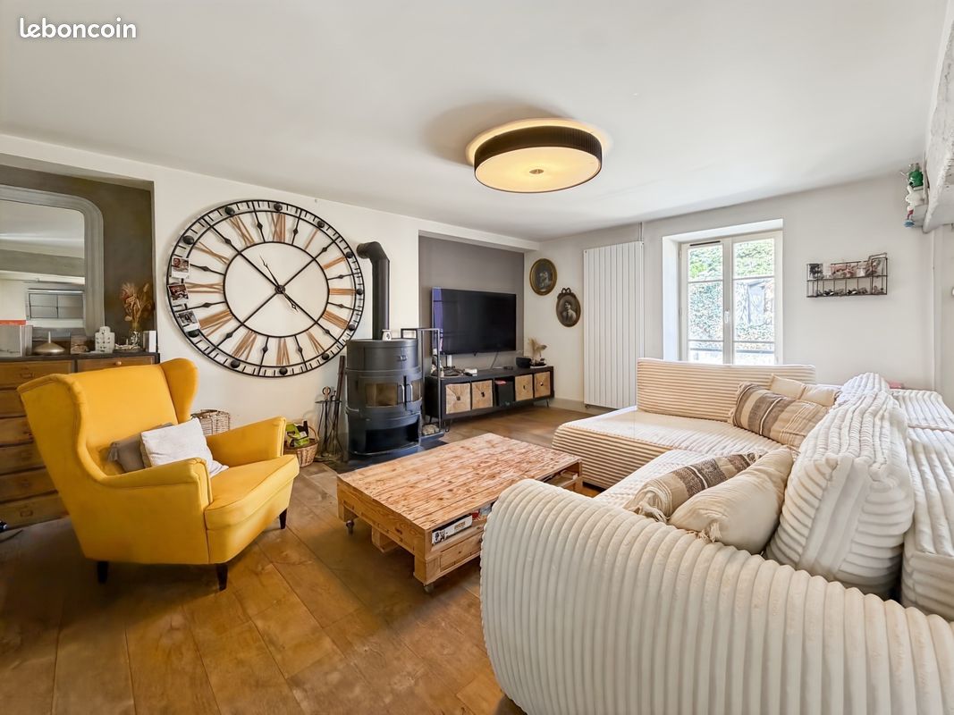 Maison 7 pièces 153 m² · à Brie-Comte-Robert · 153 m² · 480 000 €