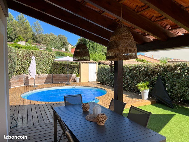 Maison 5 pièces 95 m² · à Saint-Maximin-la-Sainte-Baume · 95 m² · 370 000 €