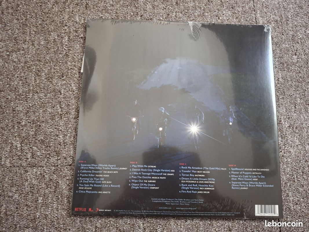 Stranger Things : Soundtrack From The Netflix Series, Season 4 Exclusivité Fnac Vinyle Rouge Transparent (image 3)