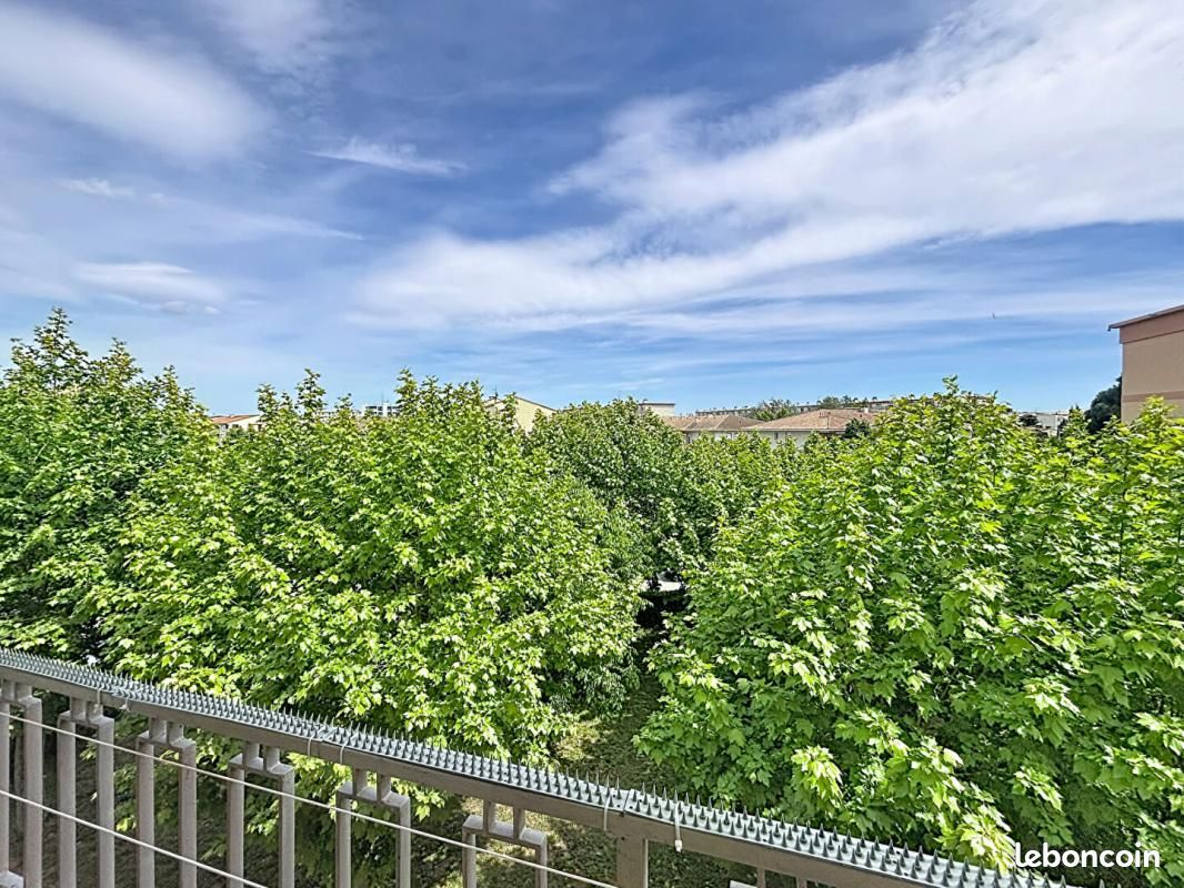 Appartement 4 pièces 65 m² · à Fréjus · 65 m² · 180 000 €