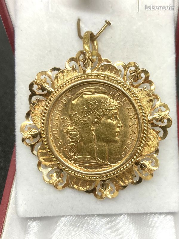 Pendentif Médaille Ancien Plaqué Or - Style Art Déco - Breloque Pour Collier