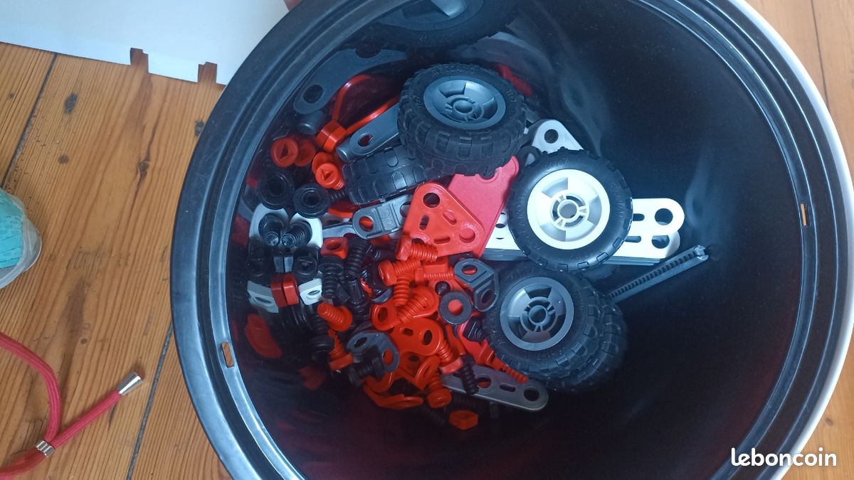 Pièces diverses mecano (image 1)