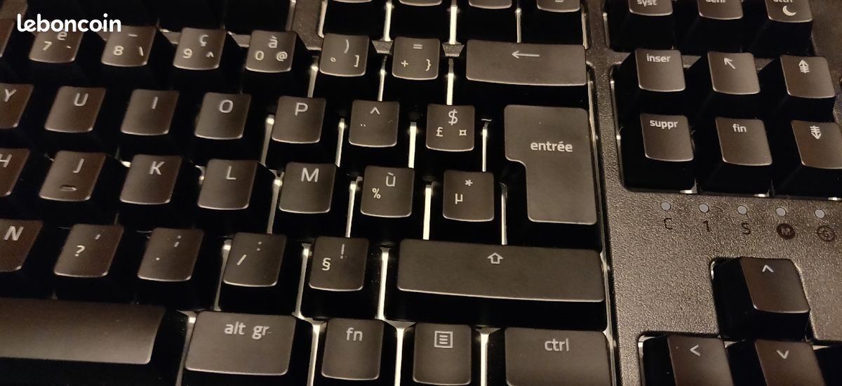 Clavier Razer blackwidow AZERTY (image 1)