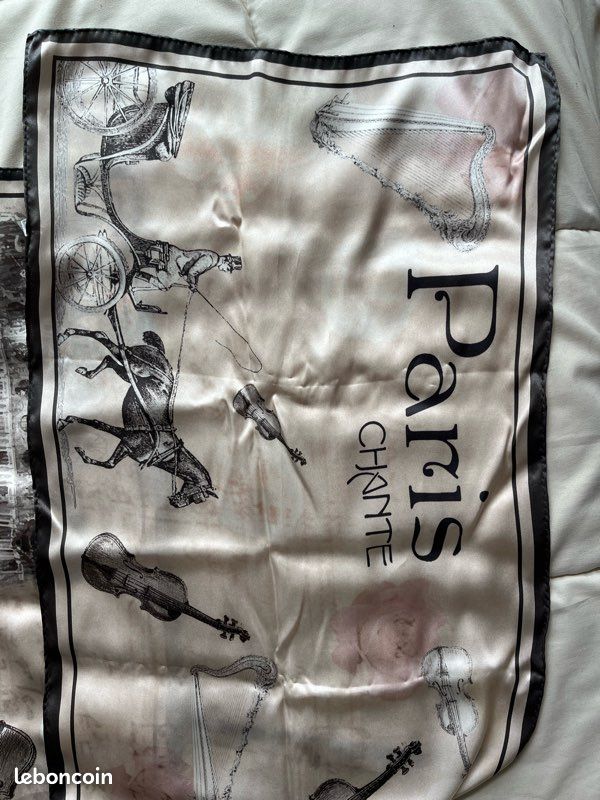 Foulard En Soie 100% Pure Vintage Femme - 86x88 Cm - Multicolore - Très Bon état