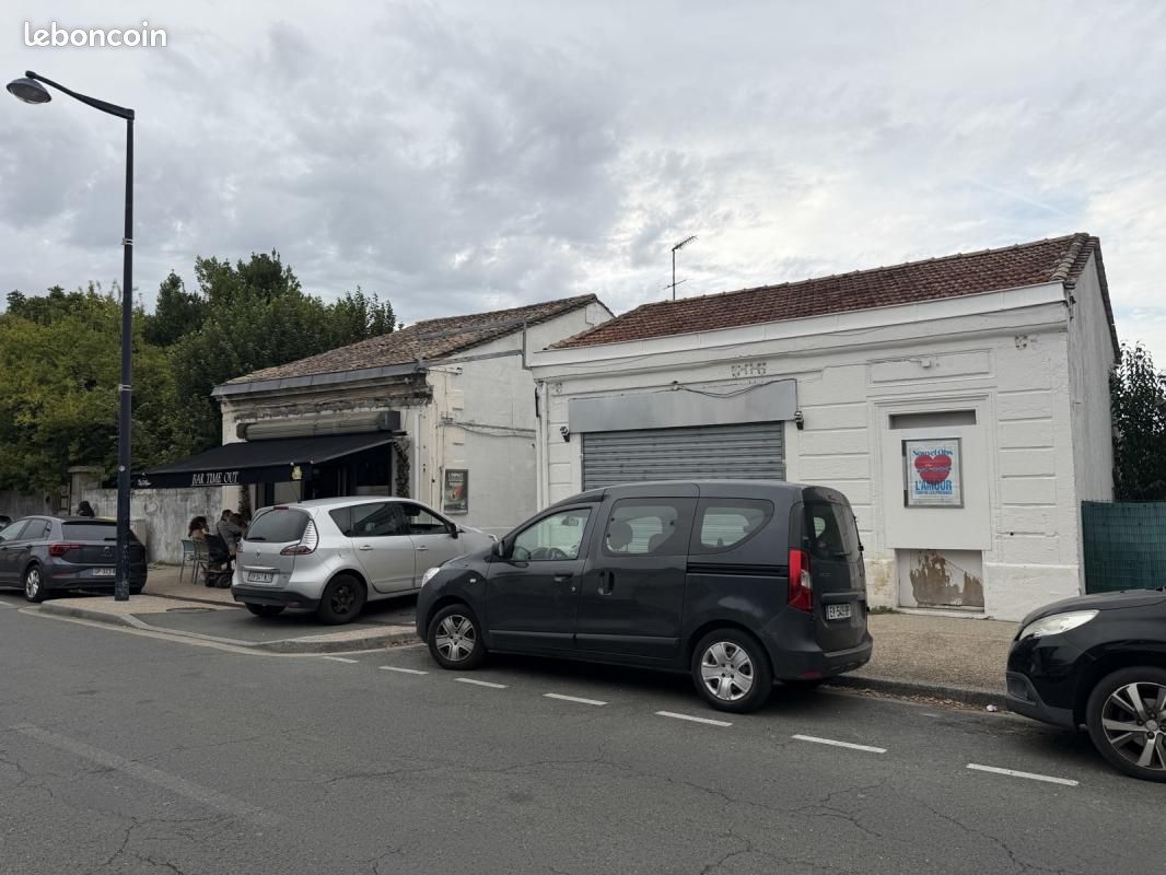 Immeuble 6 pièces 460 m² · à Cenon · 460 m² · 580 000 €
