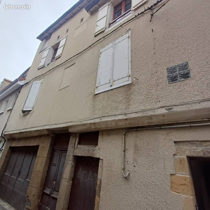 Local commercial 150 m² · à Saint-Céré · 150 m² · 114 030 €
