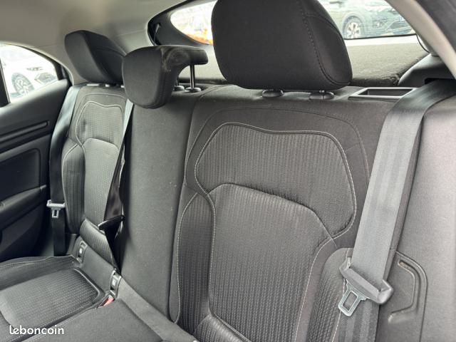 Renault Mégane IV BERLINE BUSINESS Bleu dCi 115 (image 11)