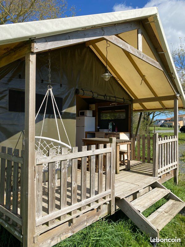 Location 2 tentes Lodge au poney club 18 min du Puy du fou (image 3)