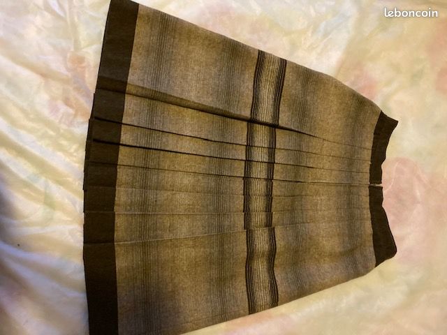 Jupe plissée beige marron (image 3)