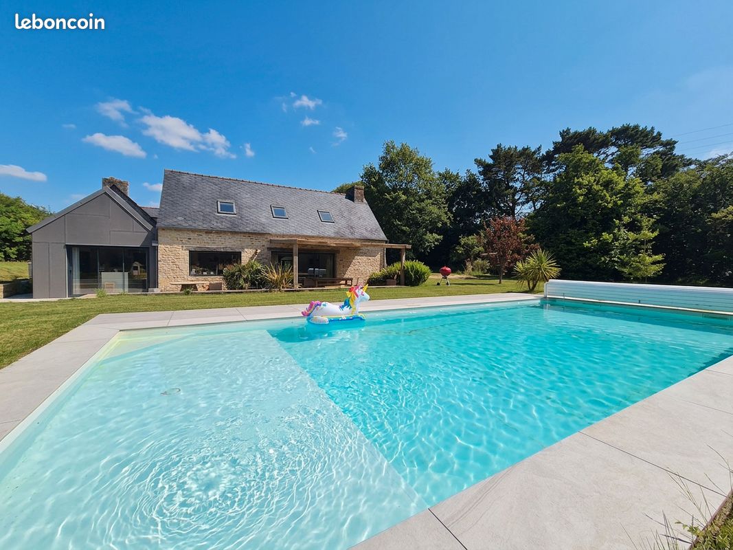 Maison 7 pièces 186 m² · à Plonéour-Lanvern · 186 m² · 698 000 €