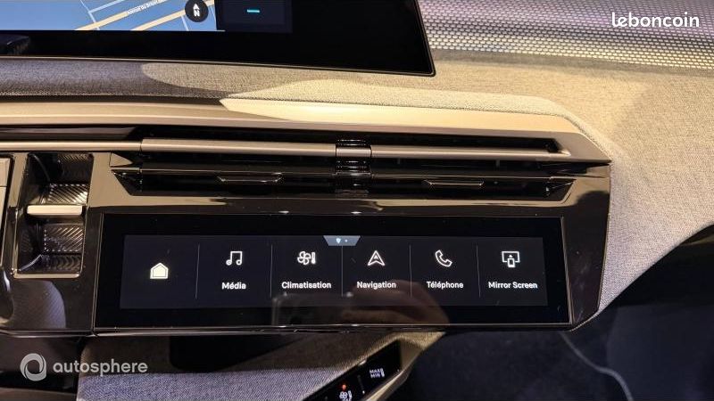 Peugeot 5008 Hybrid 145ch GT Exclusive e-DCS6 (image 16)