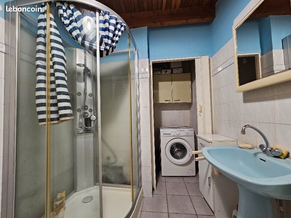 Maison 4 pièces 85 m² - Voeuil-et-Giget 16400 (image principale 9)