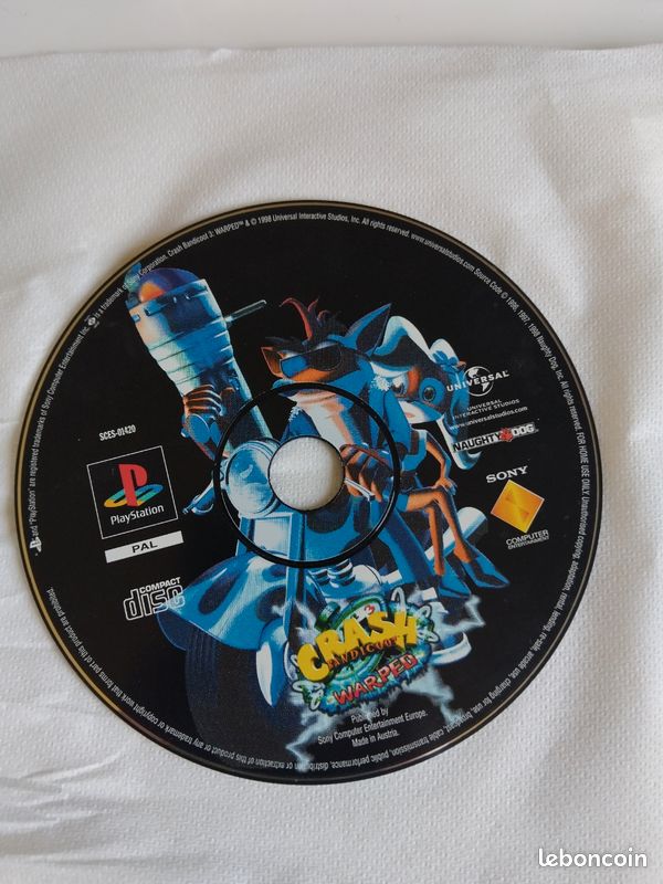 Crash Bandicoot 3 Warped – PS1 (Complet, Boîtier FR, Bon état)
