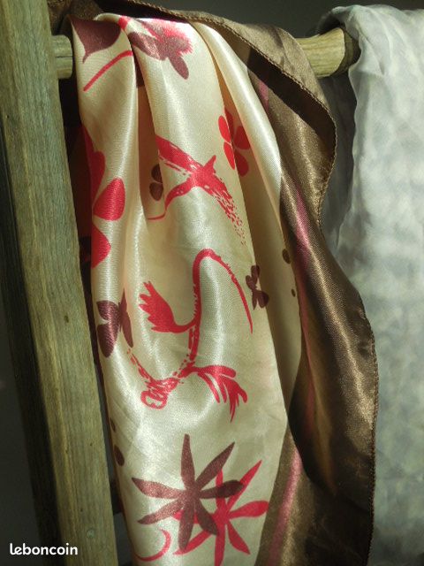 Anciens foulards (image 1)