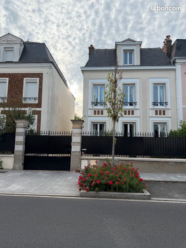 Maison 6 pièces 155 m² · à Nangis · 155 m² · 470 000 €