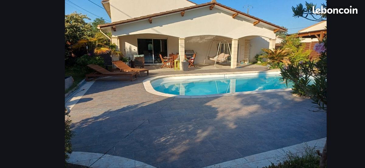 Maison 6 pièces 210 m² · à Coutras · 210 m² · 380 000 €