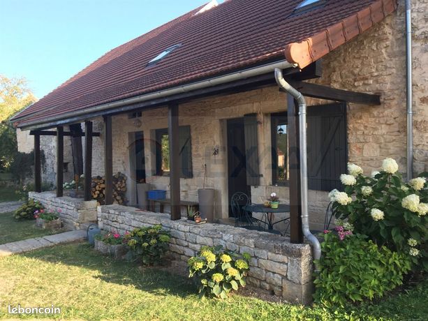 Maison 6 pièces 240 m²