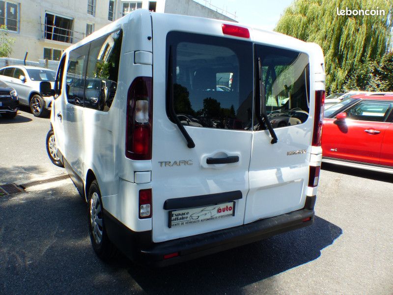 Renault TRAFIC III COMBI L1 1.6 DCI 125CH ENERGY LIFE 9 PLACES (image 4)