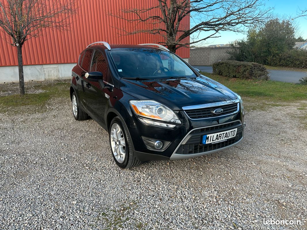 Ford Kuga 2.0 TDCi Titanium 163 CV 4x4 Très Bon Etat... (image 7)