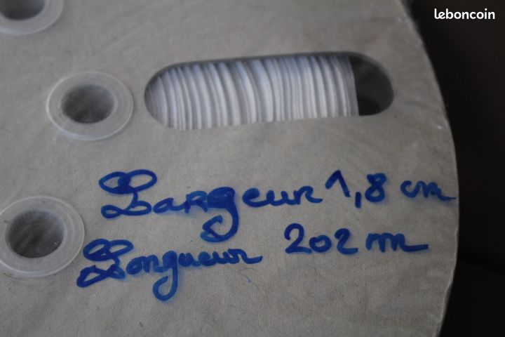 0.10 cts le mètre - Méga bobine de 202 mètres de ruban blanc (image 4)