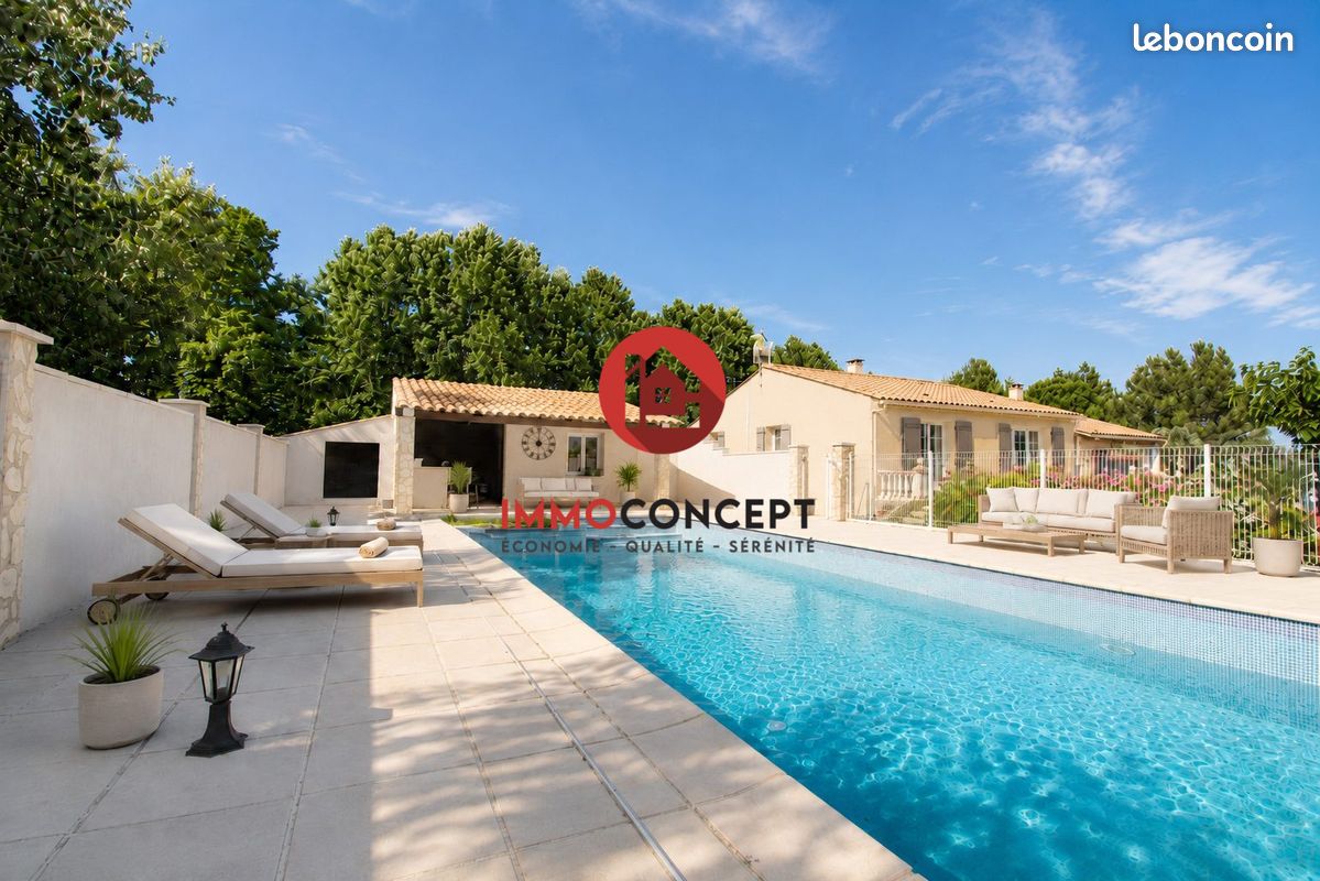 Maison 5 pièces 158 m² · à Pujaut · 158 m² · 449 000 €