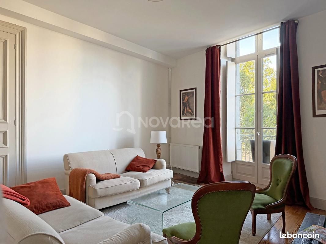 Appartement 4 pièces 104 m² · à Pau · 104 m² · 1 400 €/mois