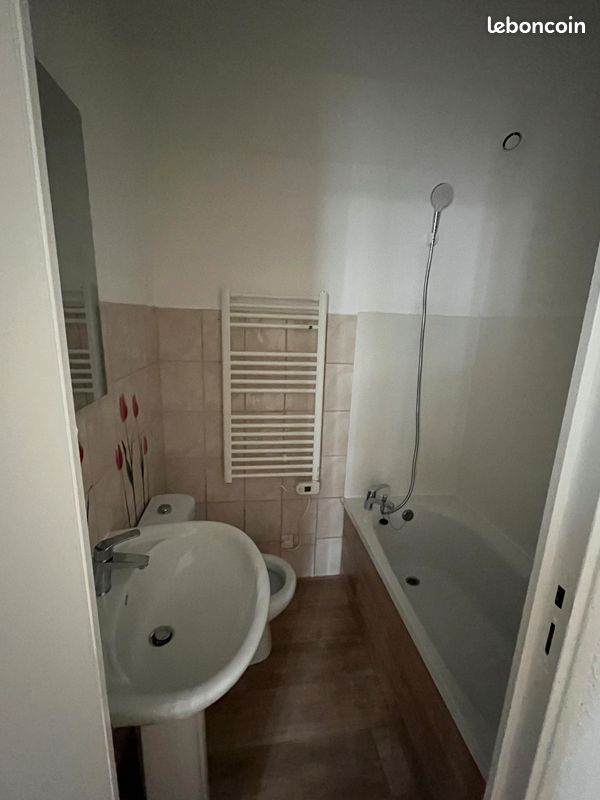 STUDIO BORDEAUX centre - Bordeaux 33000 Victor Hugo Saint-Augustin (image principale 2)