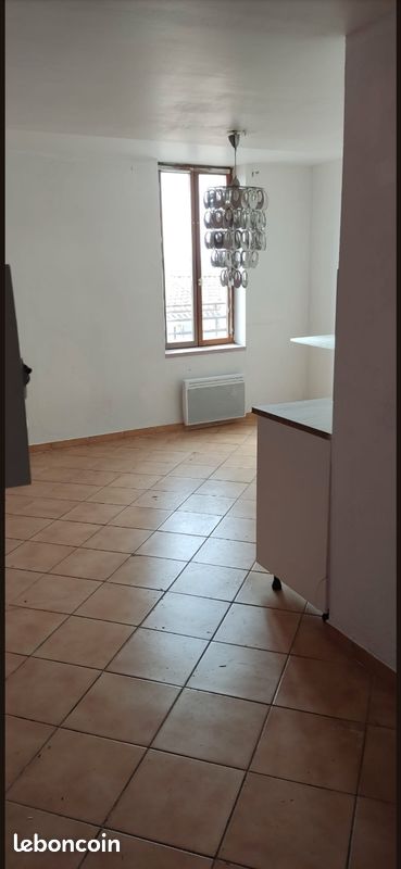 Appartement 2 pièces 40 m² · à Béziers · 40 m² · 350 €