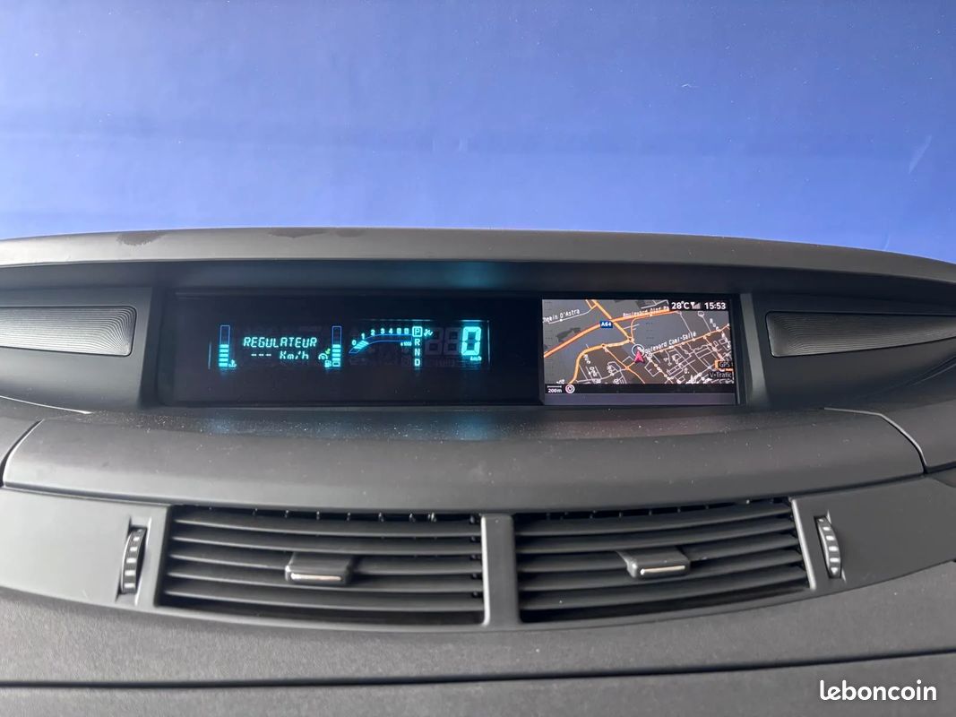 RENAULT Espace N1 2.0 D 150ch Alyum Evolution - Toit panoramique - Boite Auto (image 11)
