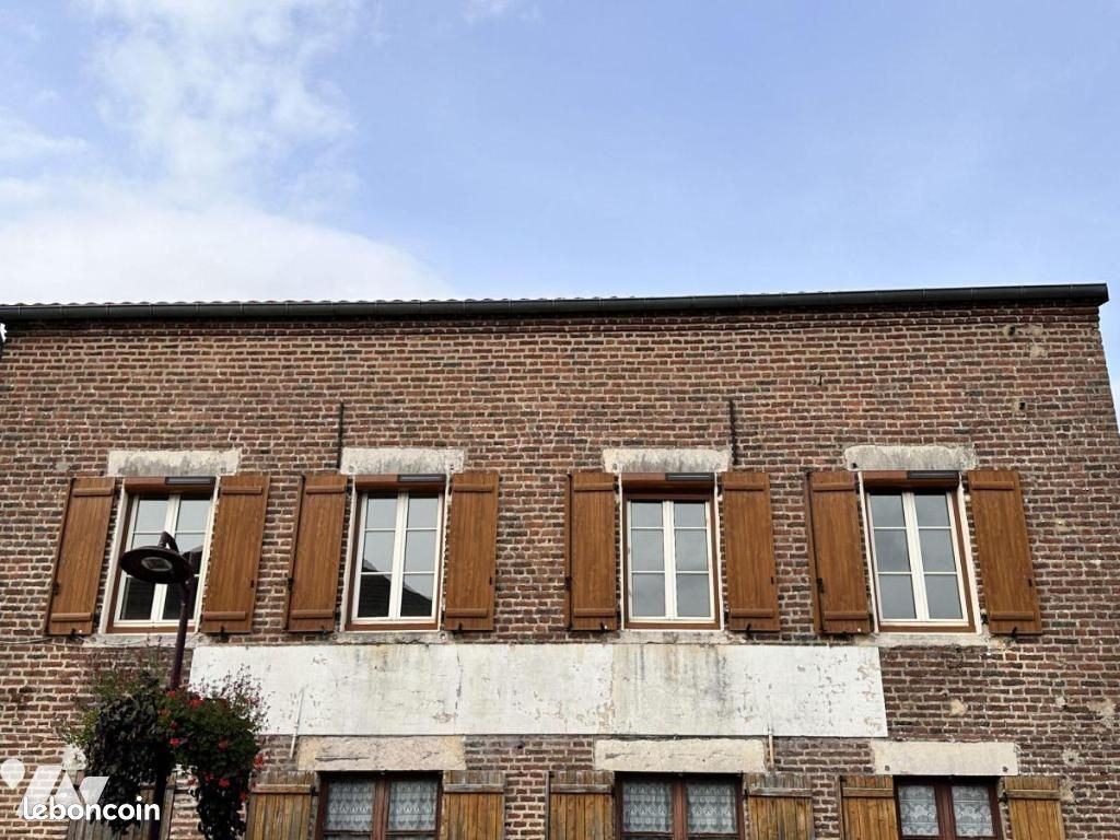 Appartement 5 pièces 109 m² · à Pierre-de-Bresse · 109 m² · 670 €/mois