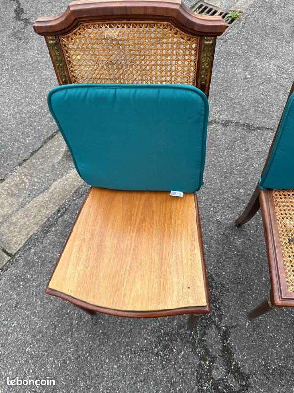 Deux chaises à restaurer (image 3)