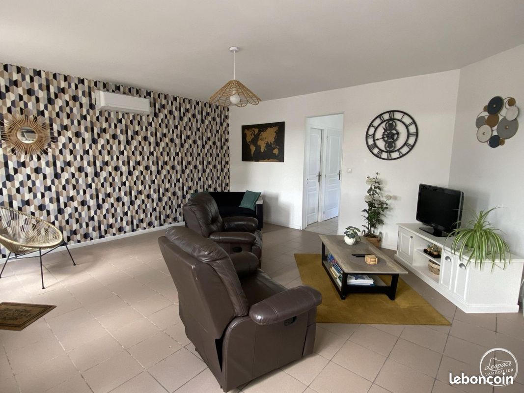Maison 4 pièces 97 m² · à Ruminghem · 97 m² · 700 €