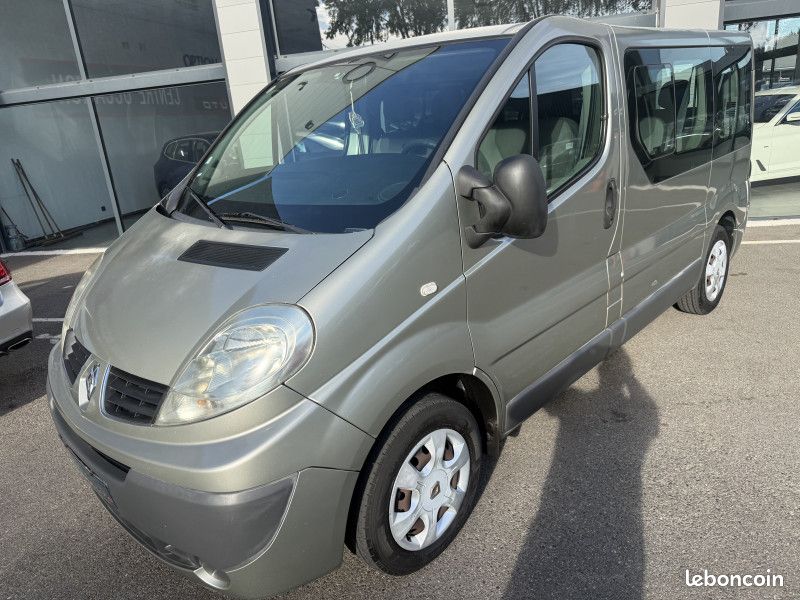 Renault TRAFIC 2.0 dci 90cv (9Places) Clim (image 8)