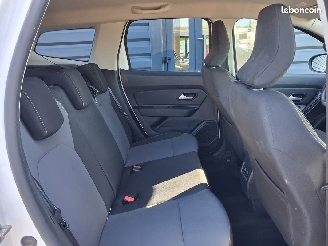 Dacia Duster 1.5 Blue dCi 115ch Extreme 4x2 + ATTELAGE (image 4)