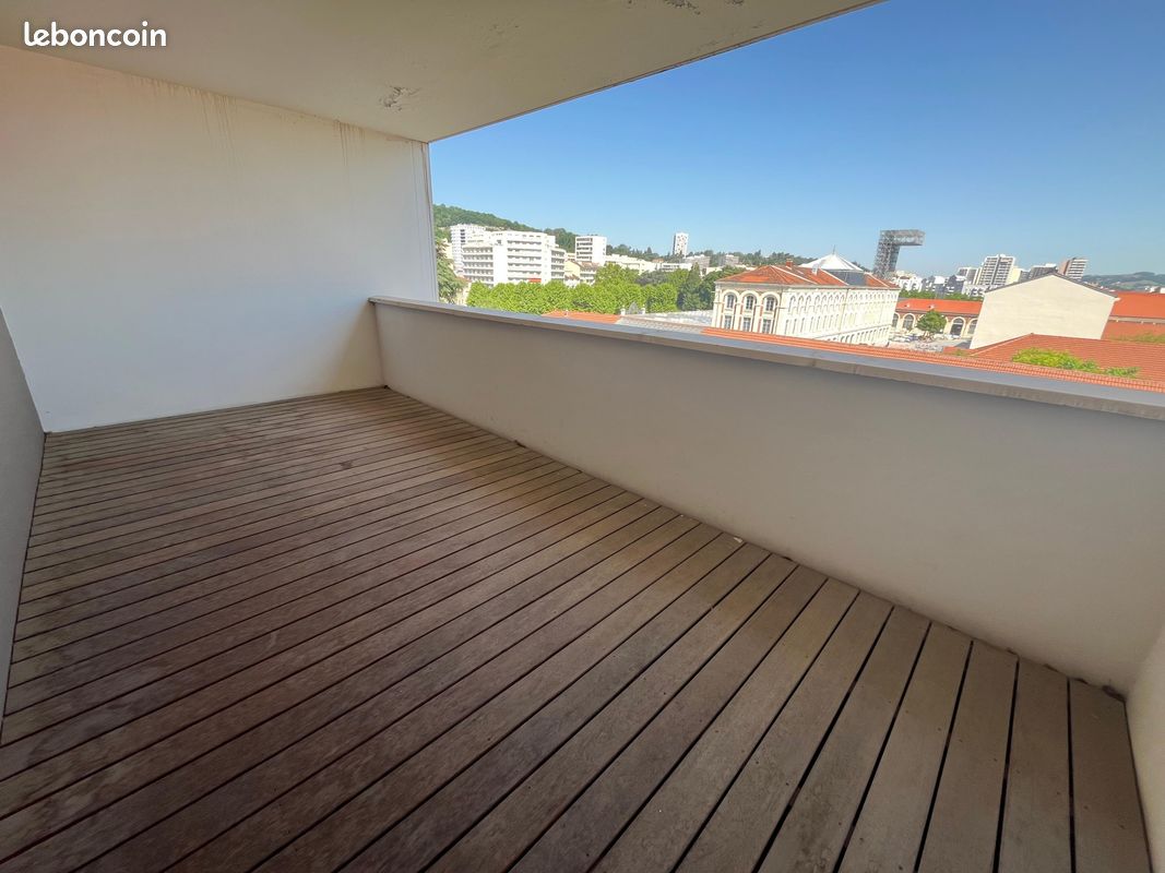 Appartement 4 pièces 96 m² · à Saint-Étienne · 96 m² · 250 000 €