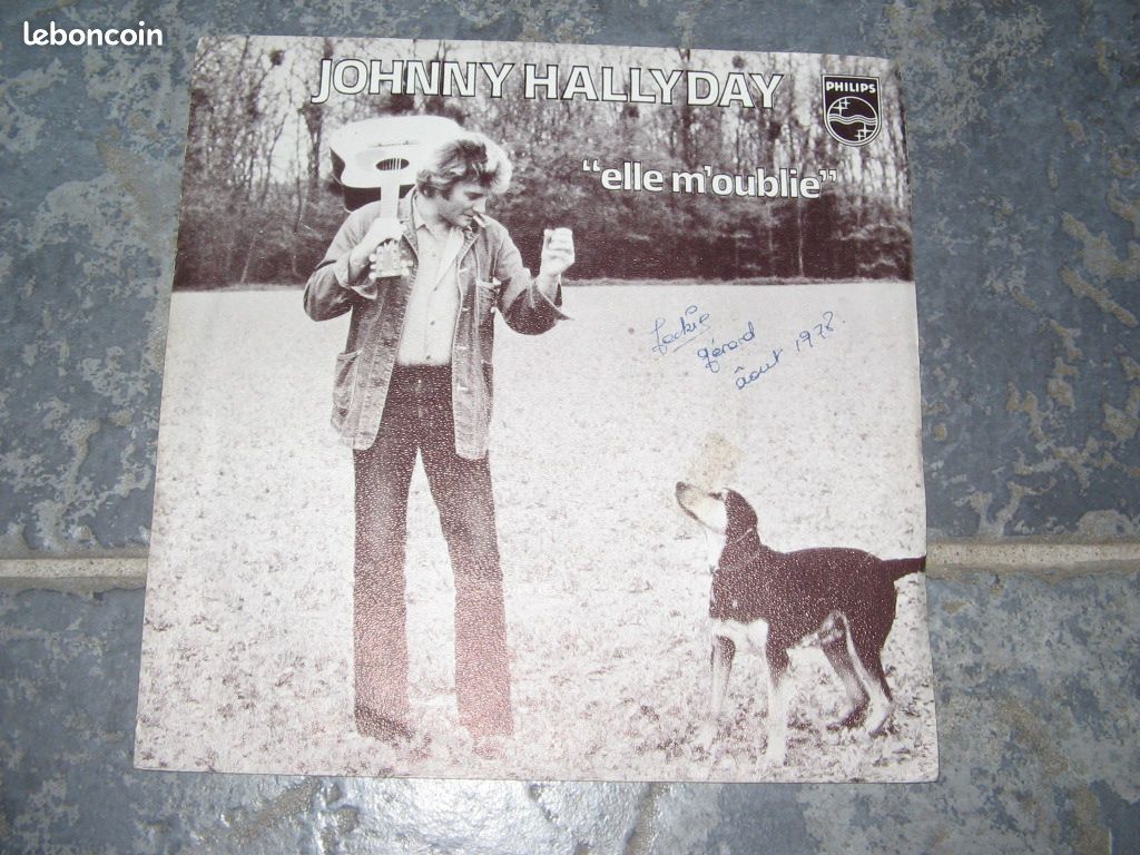 J.hallyday elle m'oublie 45 tours (image 1)