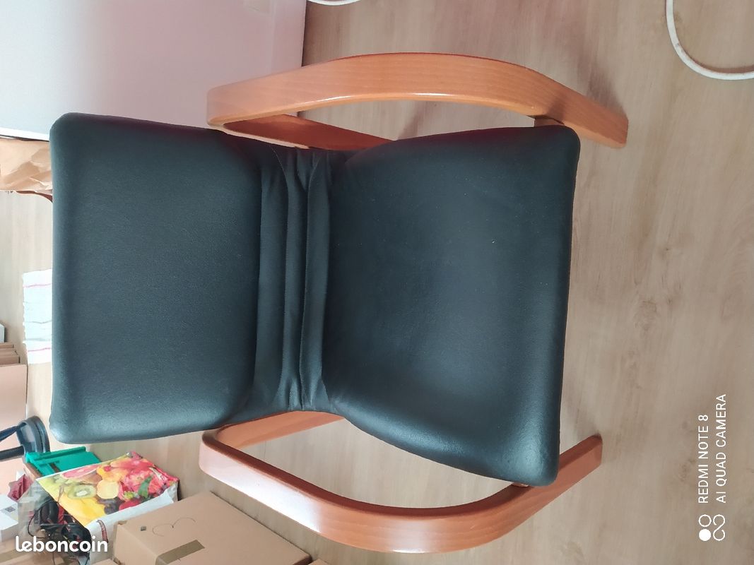 Chaise en chêne couleur noir (image 2)