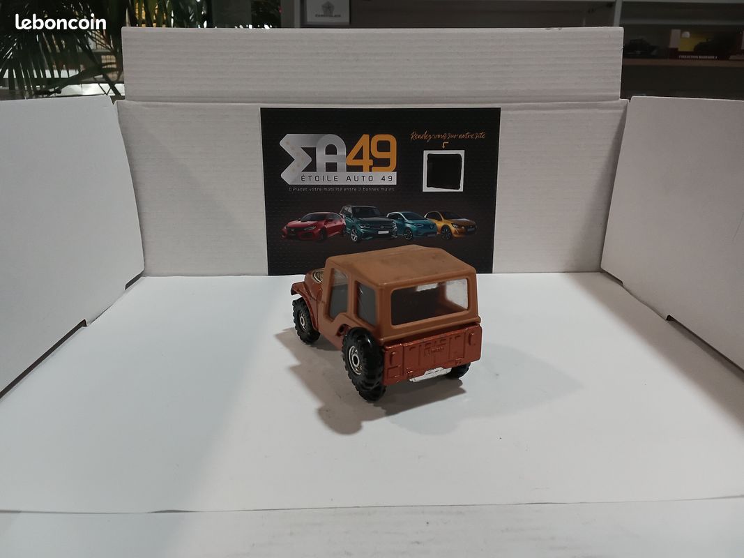 Corgi Toys – „Flying Club Jeep CJ-5 mit Anhänger & Flugzeug