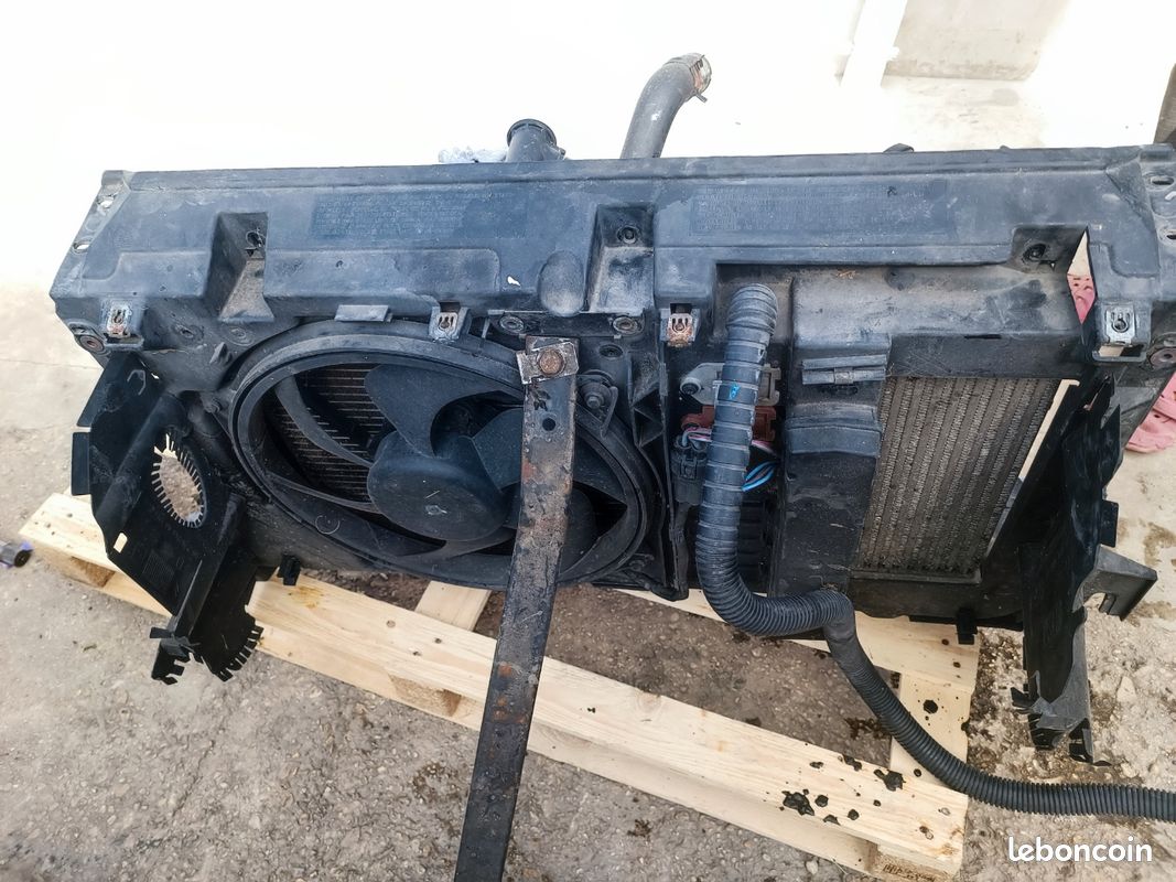 Radiateur Citroën c5 phase 1 (image 2)